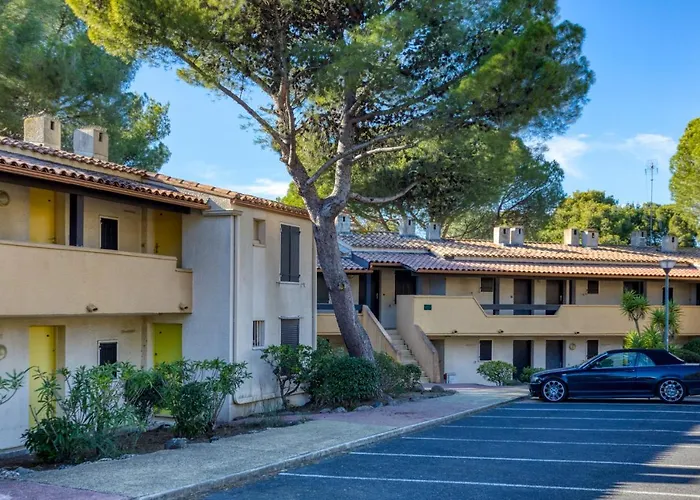 Апартаменти Cap Les Pins Агд